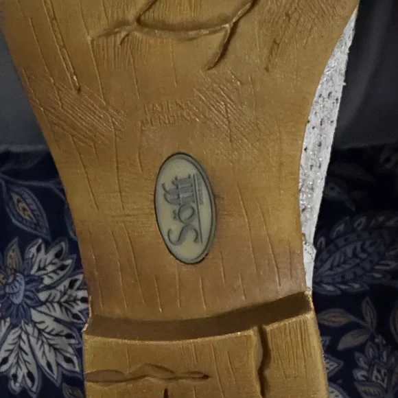 NEW Women's Sofft Ankle Boots in Tan - Picture 6 of 6